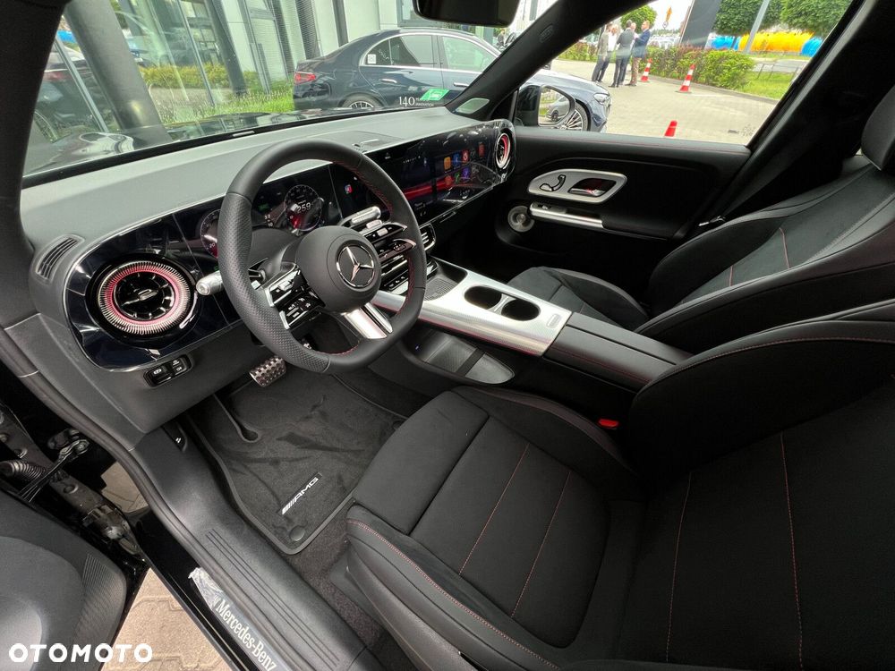 Mercedes-Benz GLB 250+ EQ 85kWh - 10