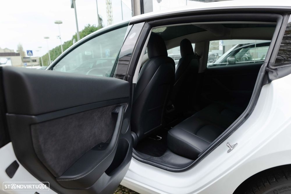 Tesla Model 3 Long Range Tração Integral - 18