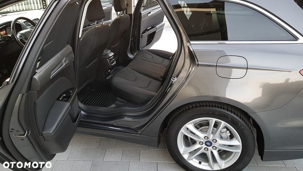 Ford Mondeo 1.5 EcoBoost Titanium - 8