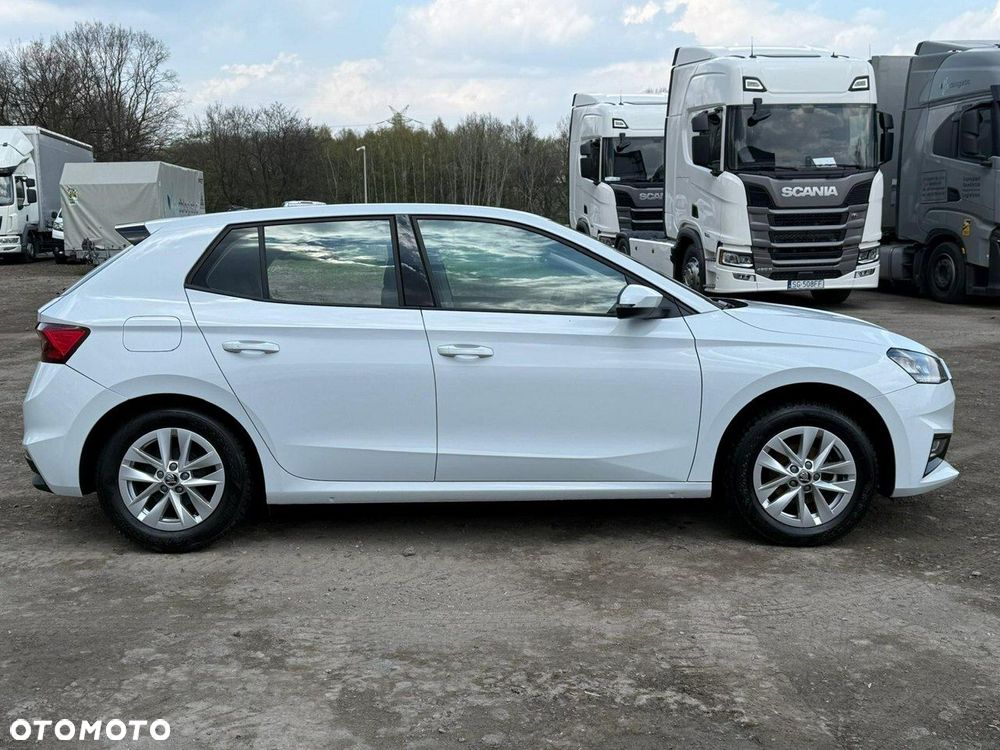 Skoda Fabia 1.0 TSI Selection - 2