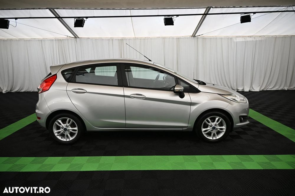 Ford Fiesta 1.0 EcoBoost Powershift Titanium - 7
