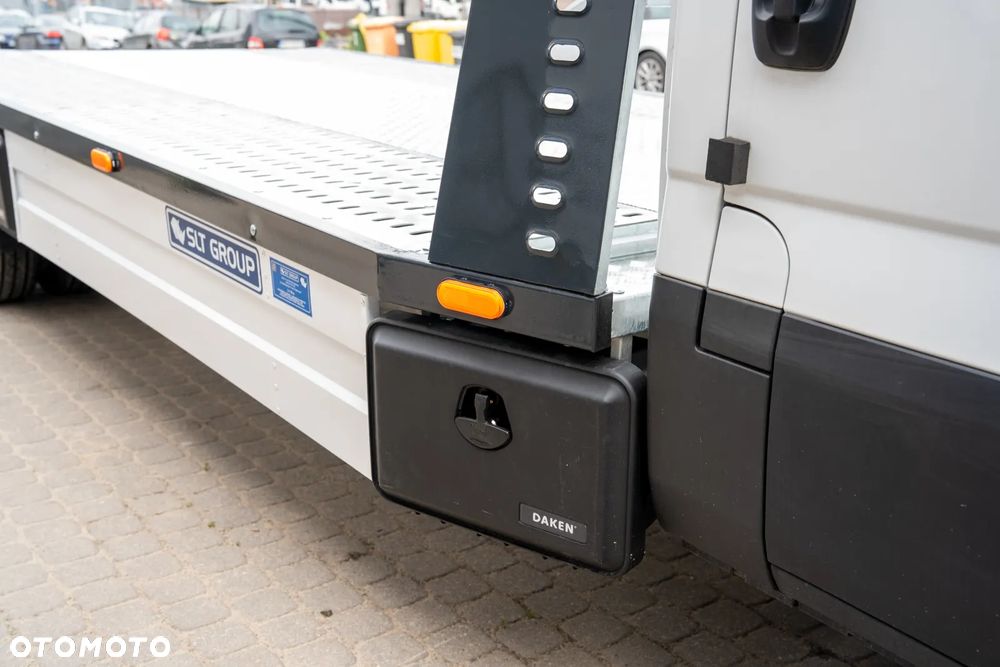 Iveco Daily 70C18 - 18