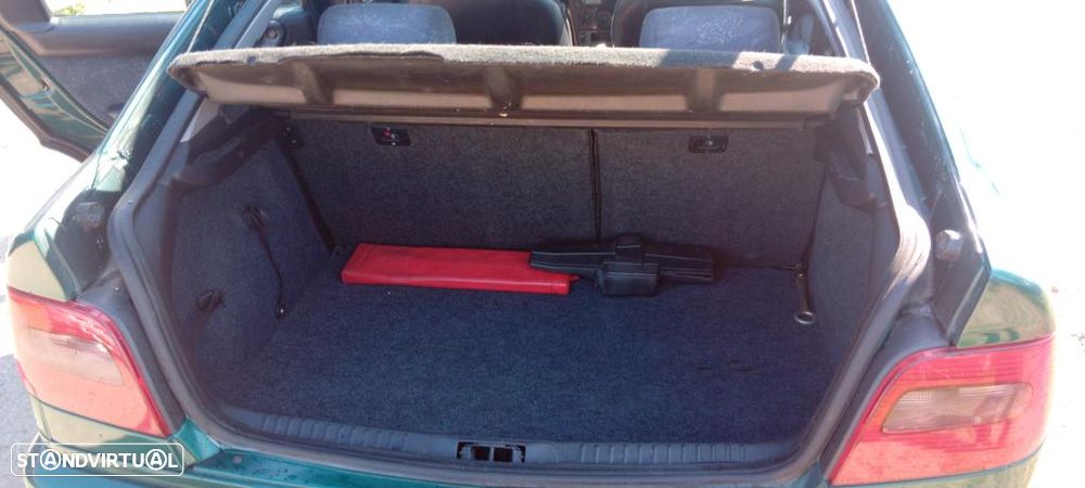 Citroën Xsara 1.6i Exclusive - 16