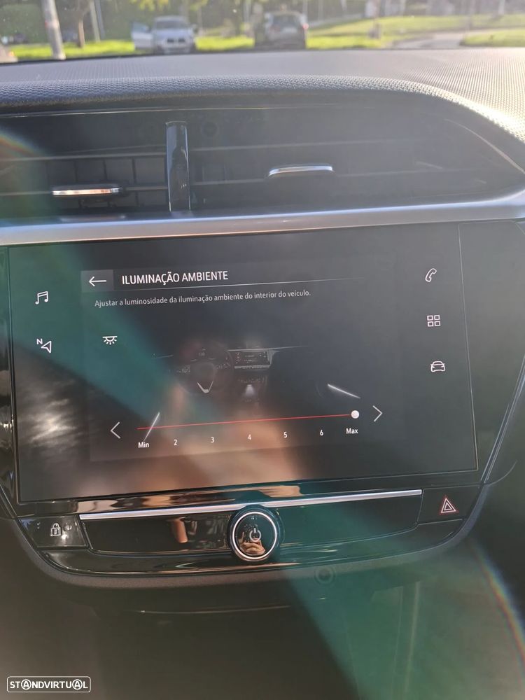 Opel Corsa 1.2 T Elegance - 19