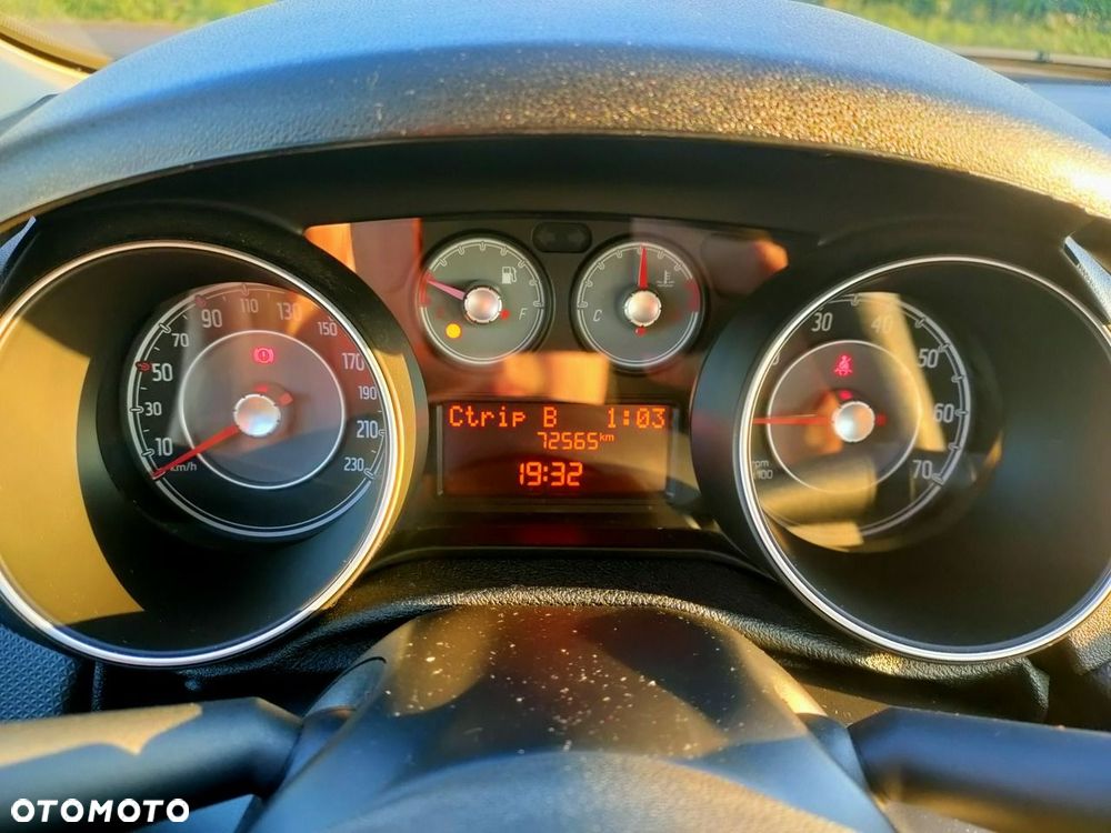 Fiat Punto 2012 - 25