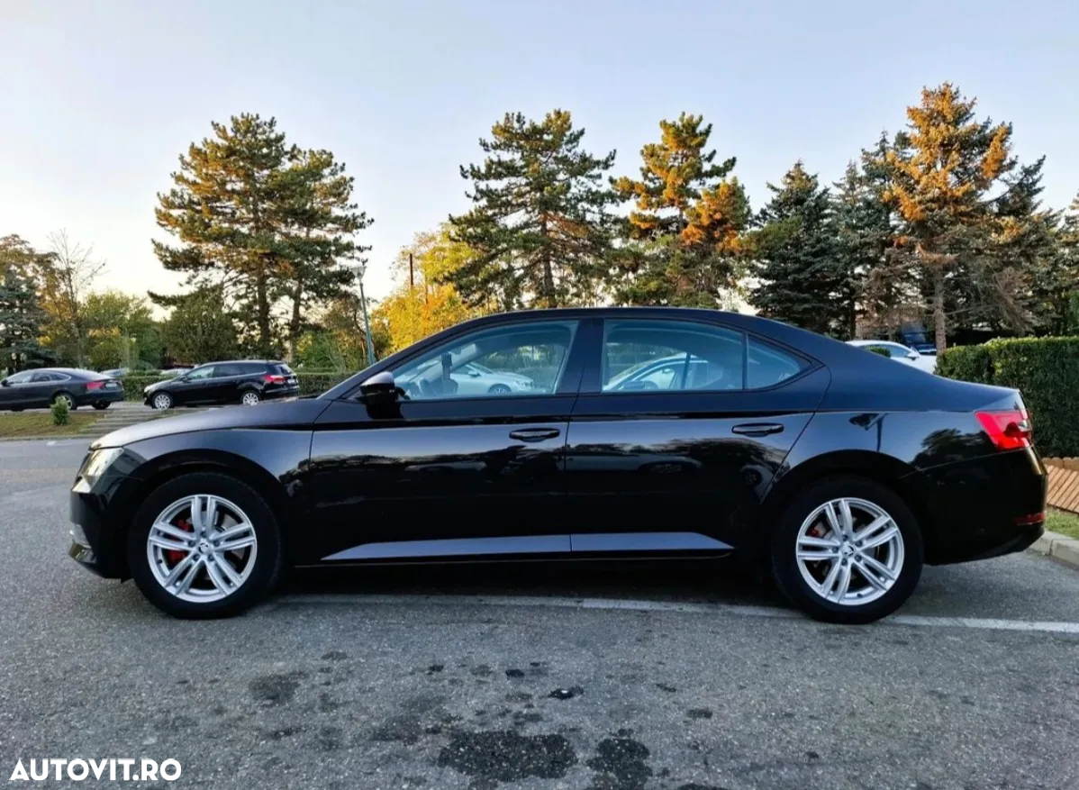 Skoda Superb 1.6 TDI DSG Active - 11
