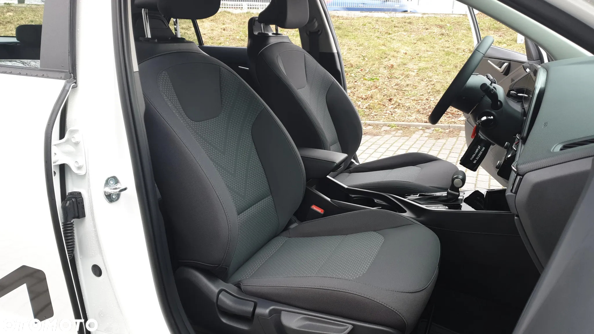 Kia Niro - 26