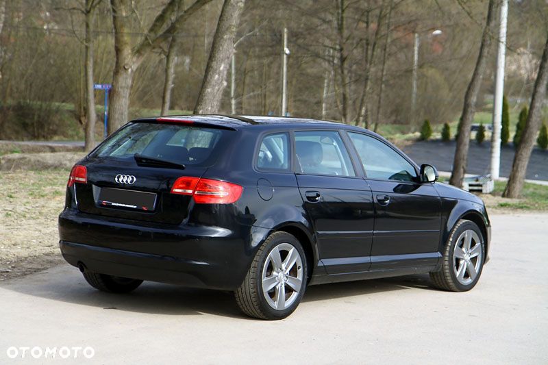 Audi A3 Sportback - 4
