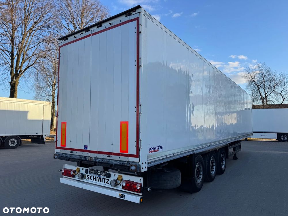 Schmitz Cargobull Izoterma , Doppelstock, oś podnoszona, 437.000 km!! - 3