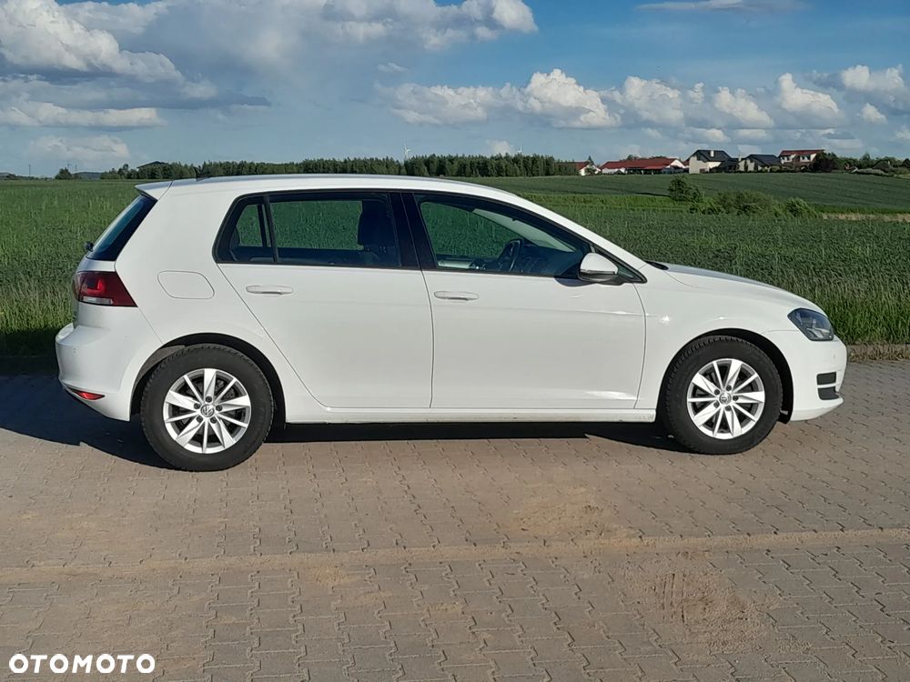 Volkswagen Golf 1.2 TSI BMT Trendline - 6