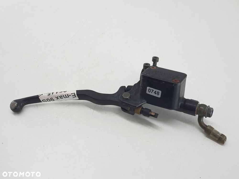 E-MAX 90S POMPA HAMULCA PRZÓD M1 - 2