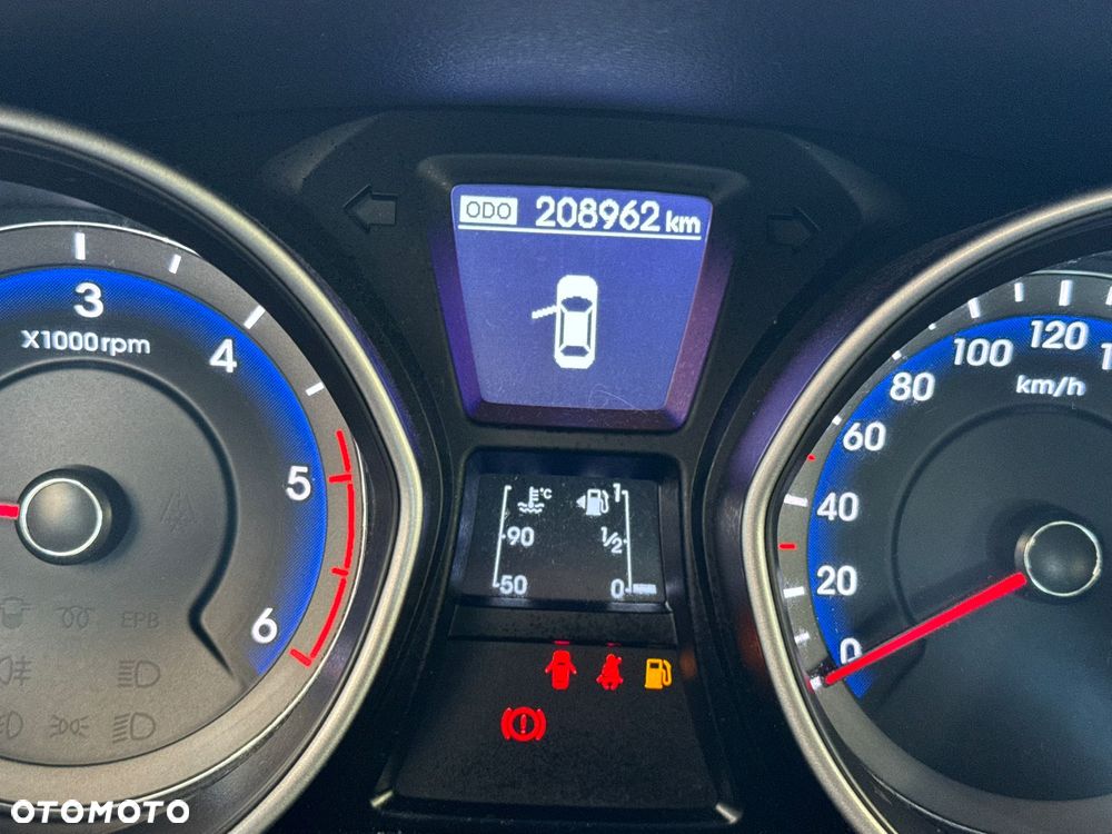 Hyundai i30 1.6 CRDI Intro Edition - 13