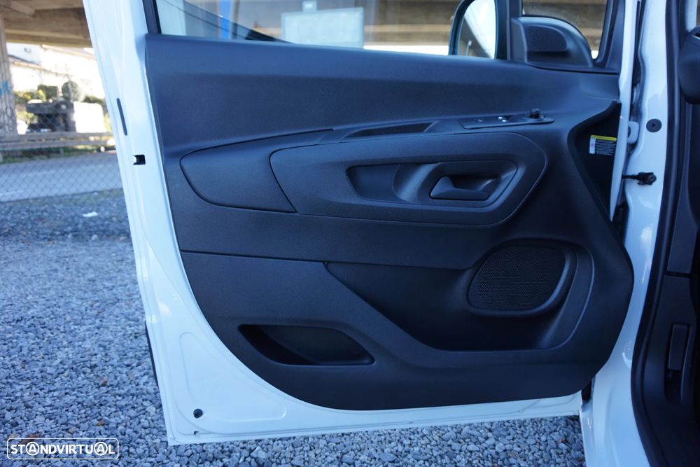 Opel Combo CDTI 102 Enjoy IVA dedutível - 23