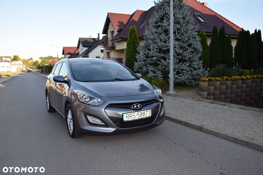 Hyundai i30 i30cw 1.4 Trend - 4