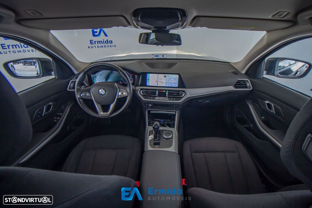 BMW 330 e Auto - 22