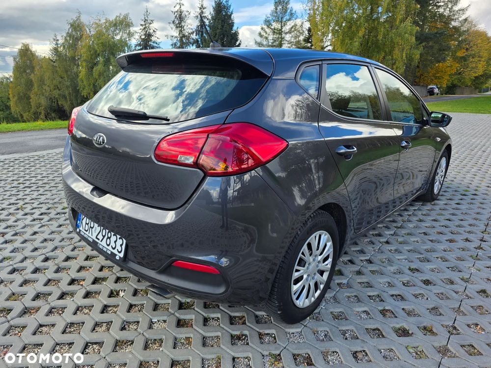 Kia Ceed 1.4 CVVT - 4