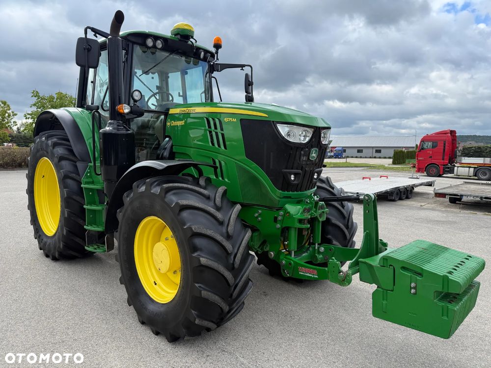 John Deere 6175M - 17