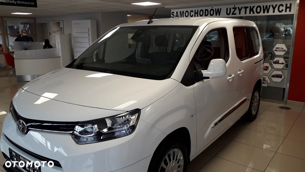 Toyota Proace City Verso Long 1.5 D-4D Business