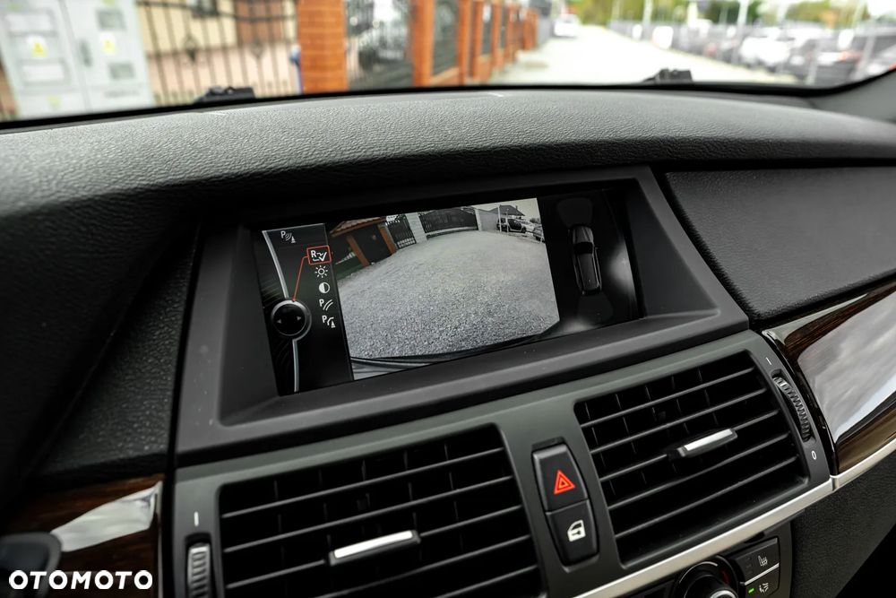 BMW X5 xDrive40d - 38