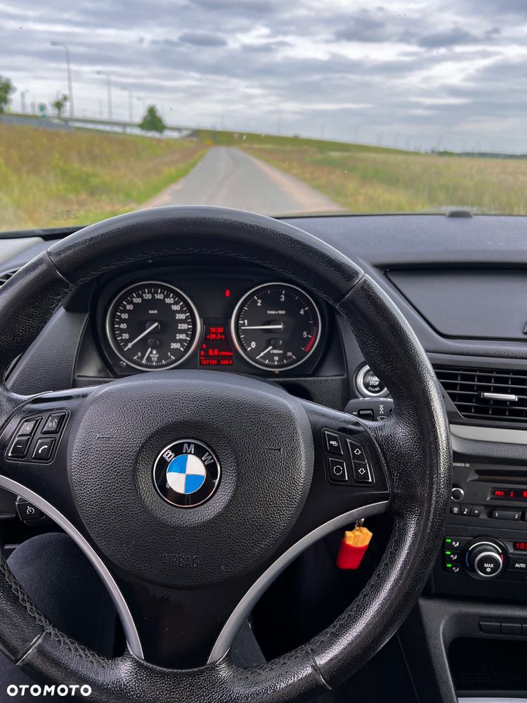 BMW X1 xDrive18d - 6