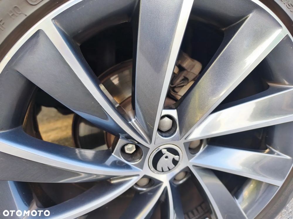 Skoda Karoq 2.0 TDI SCR 4x2 Ambition DSG - 18