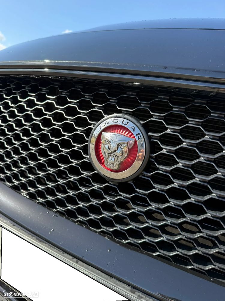 Jaguar XE 20d Aut. R-Sport - 3