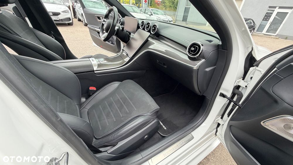 Mercedes-Benz Klasa C 300 d mHEV 4-Matic AMG - 29