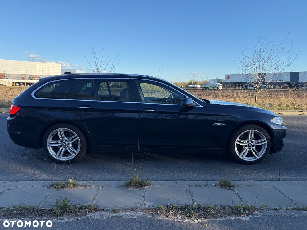 BMW Seria 5 520i - 6