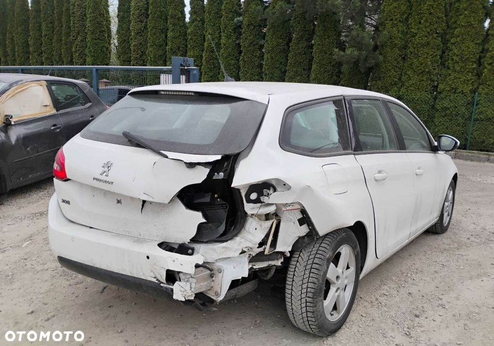 Peugeot 308 - 5
