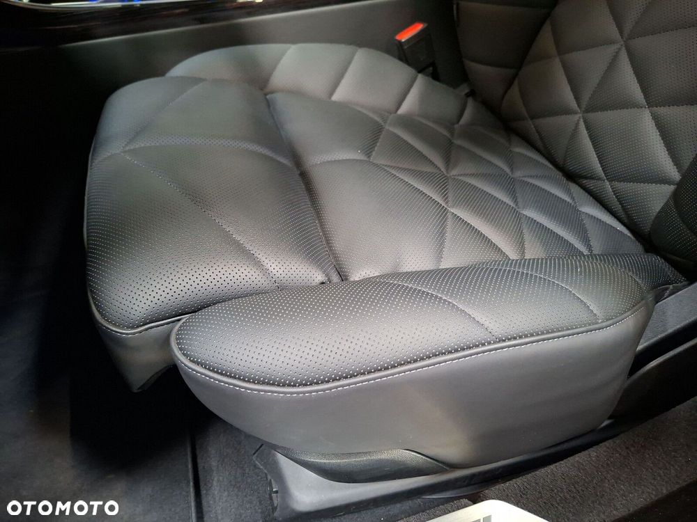 BMW Seria 7 - 13