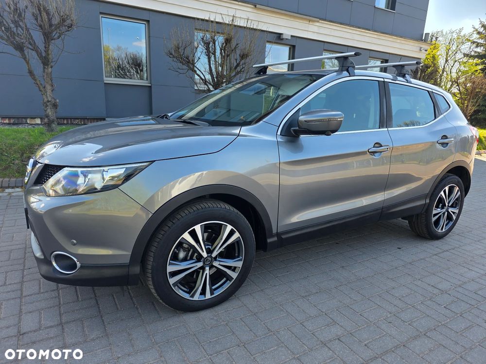 Nissan Qashqai 1.6 DCi Xtronic N-Connecta - 1