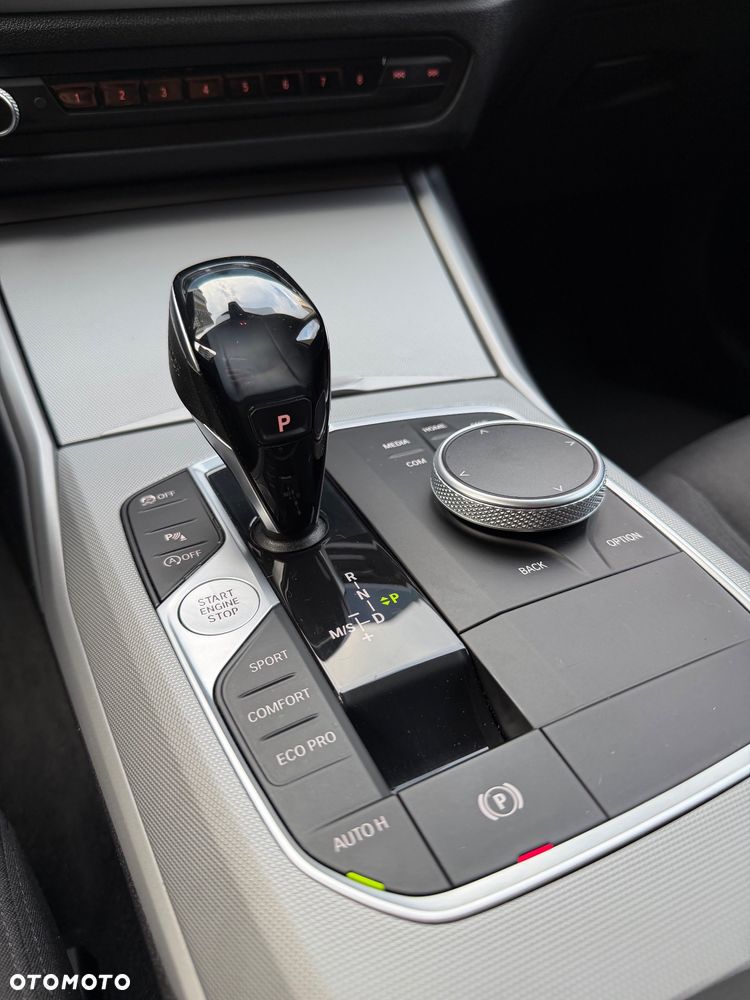 BMW Seria 3 318d Advantage - 20