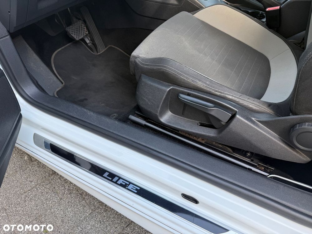 Volkswagen Scirocco 2.0 TDI DSG Life - 10