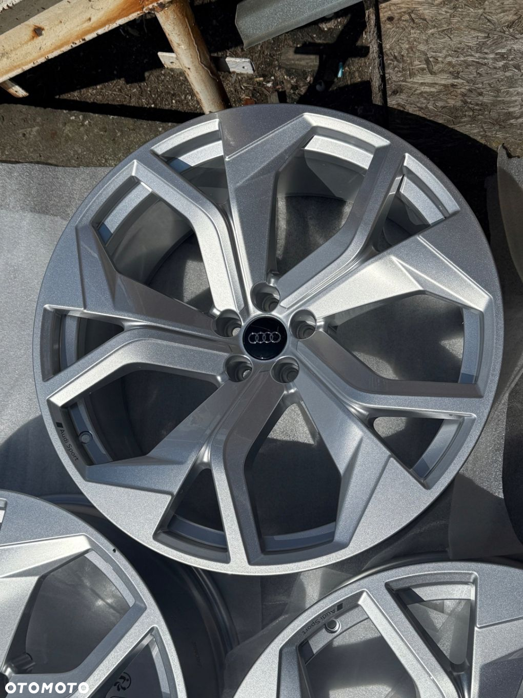 Oryginalne Felgi Audi OE RSQ8 10.5J 23 5x112 ET 18 Alufelgi RS Q8 4M8 Sport - 8