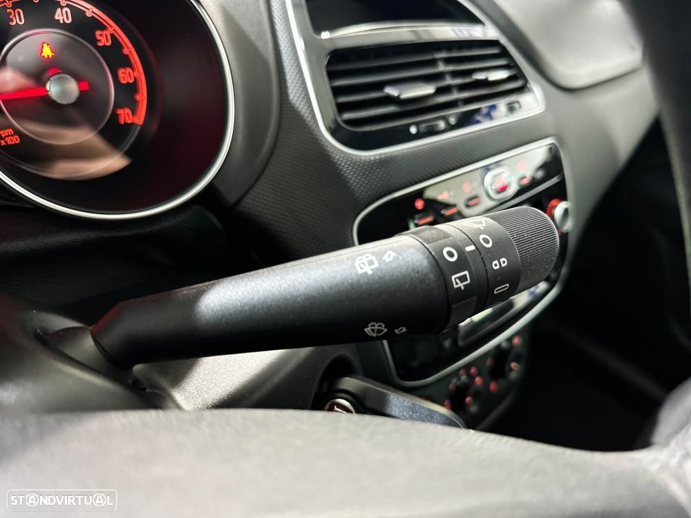 Fiat Punto 1.2 Lounge Start&Stop - 44