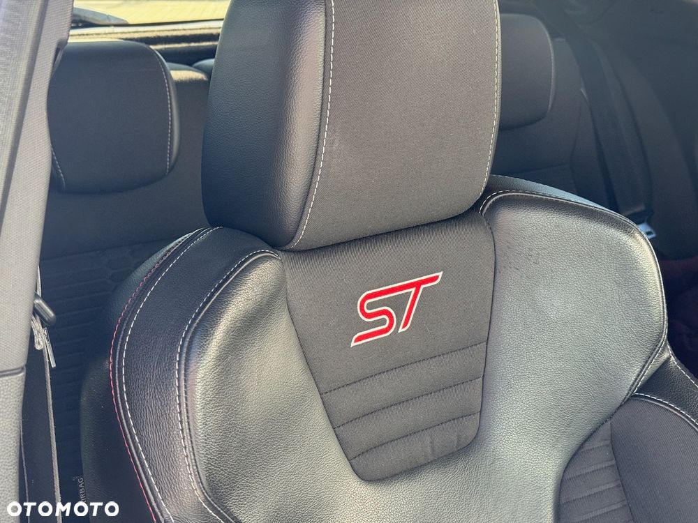 Ford Fiesta ST200 - 16