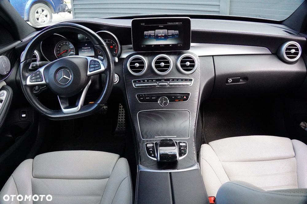 Mercedes-Benz Klasa C AMG 43 4Matic 9G-TRONIC - 16