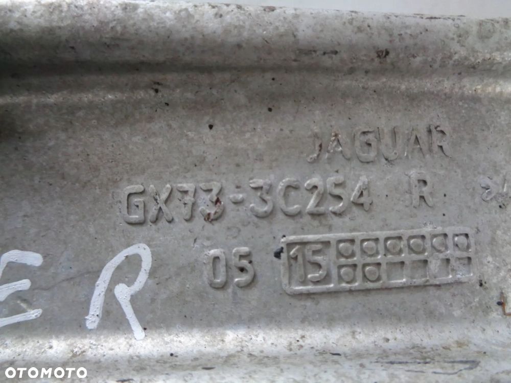 jaguar xe 2.0d 15-24 wahacz dolny prawy przód gx733c254r - 2