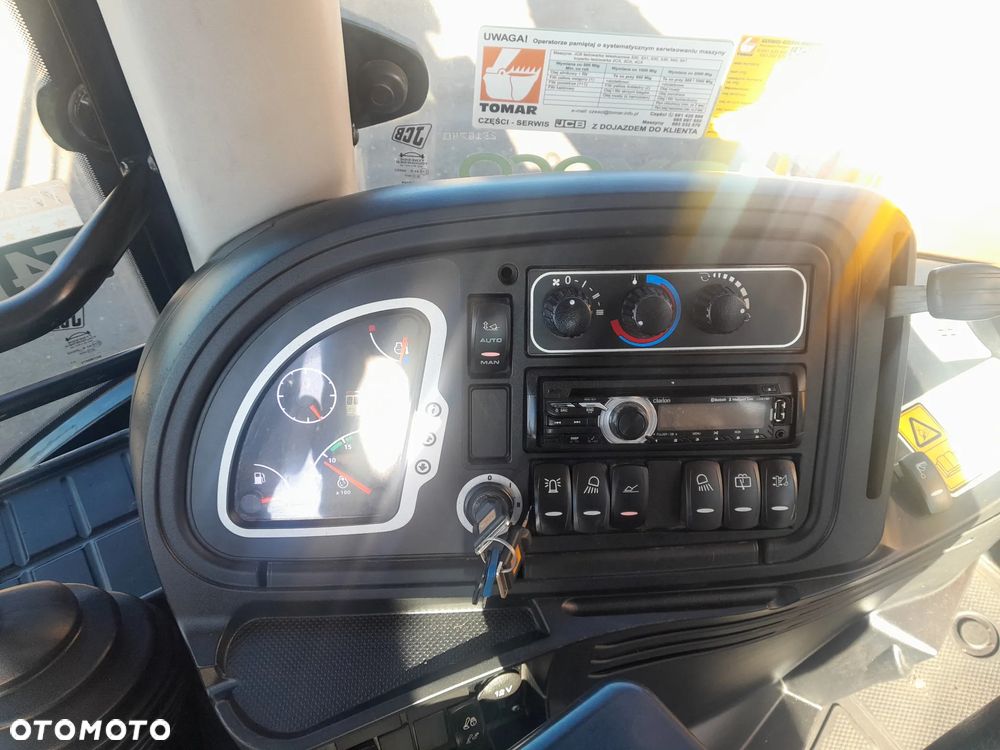 JCB JCB 4CX AEC  2018r - 23