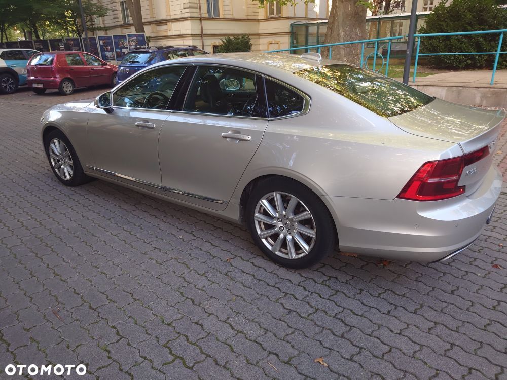 Volvo S90 D5 AWD Inscription - 4