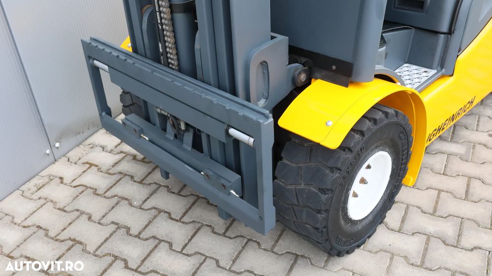 Jungheinrich TFG 320s - 10