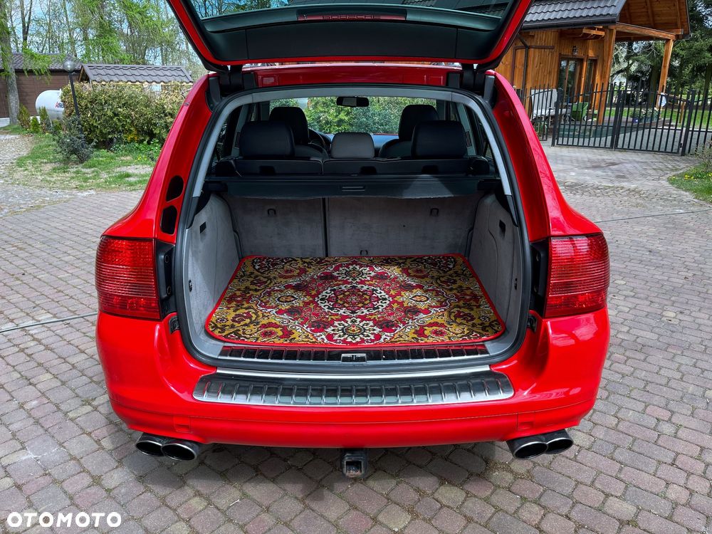 Porsche Cayenne - 19