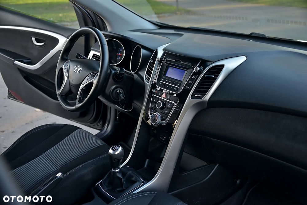Hyundai i30 - 27