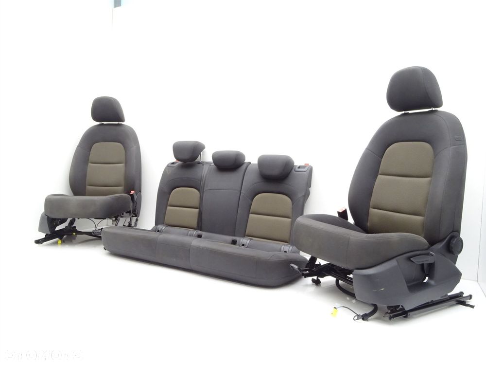 Komplet foteli fotel przód prawy lewy kanapa tył 5l0881105ab audi q3 8u - 4