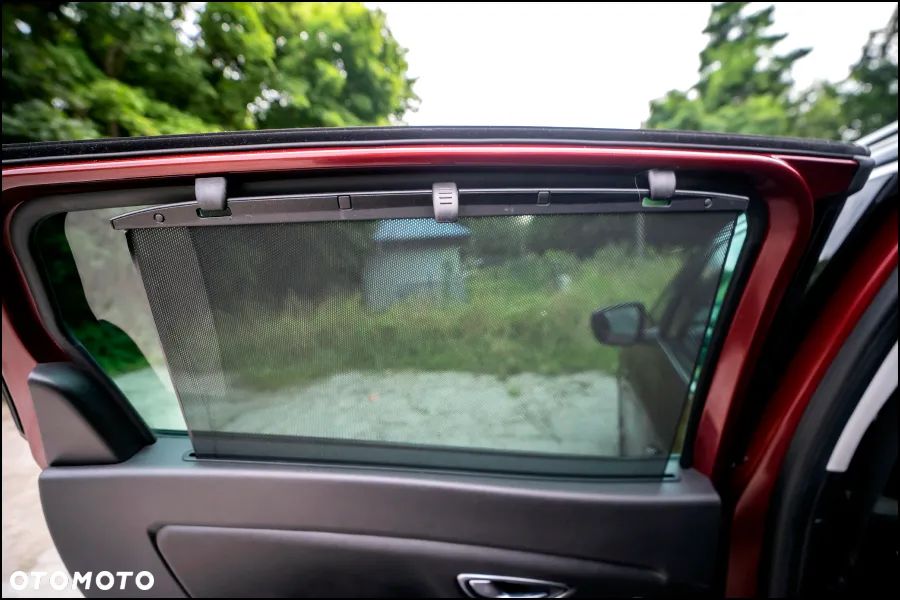 Renault Grand Scenic - 36