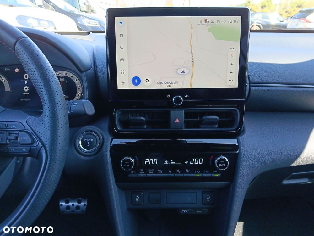 Toyota Yaris Cross - 13