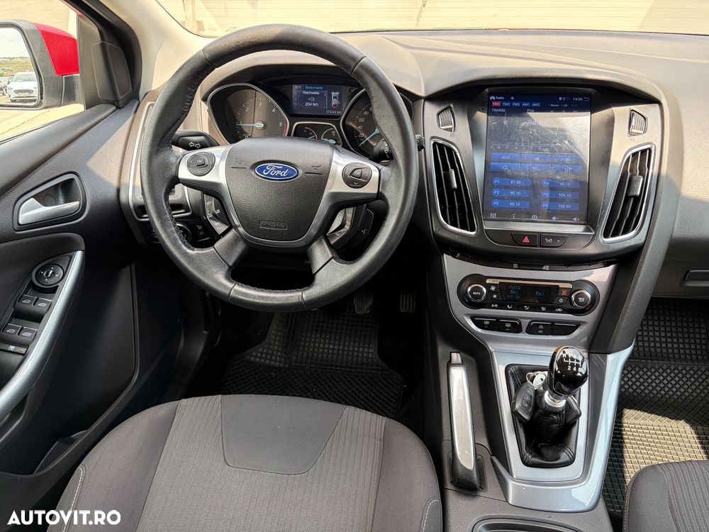 FORD Focus 2011 — imagine 9