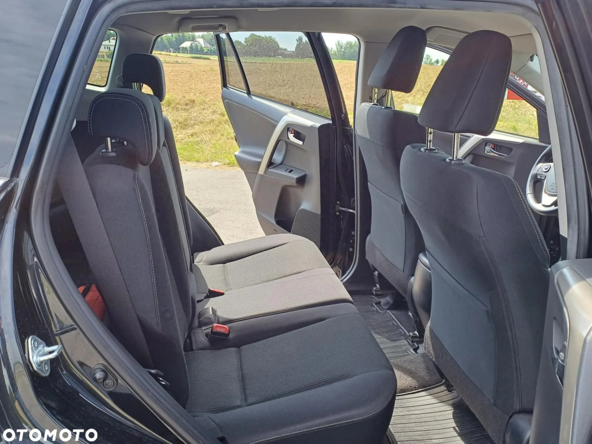 Toyota RAV4 2.0 D-4D Premium - 17