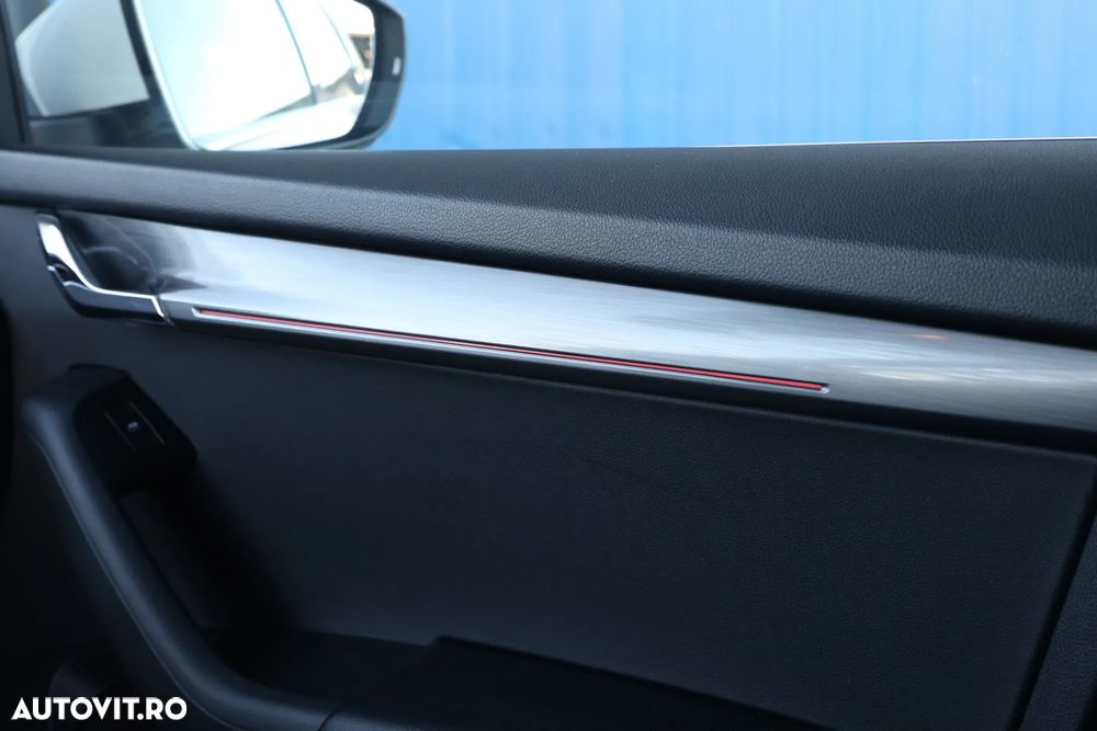 Skoda Octavia 1.6 TDI DSG Style - 28