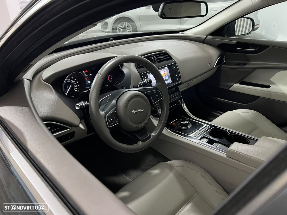 Jaguar XE 2.0 D Portfolio Aut. - 20